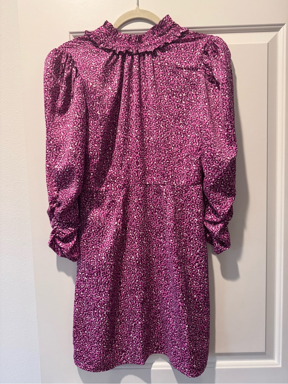 Who What Wear Womens Magenta Leopard Print Ruffle Neck Casual Dress, size XS